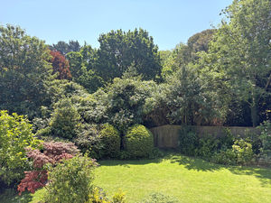 Photo 17- click for photo gallery
